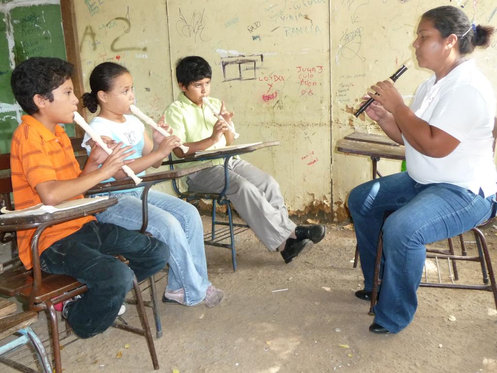 musica-en-los-barrios_p1020141